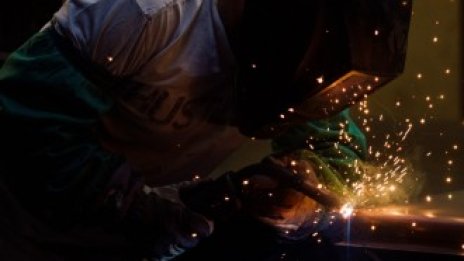 Изместването на снабдителните вериги от Китай ще струва 1 трлн. долара 