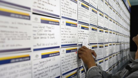 Безработицата в Австралия нарасна за пръв път от 10 месеца