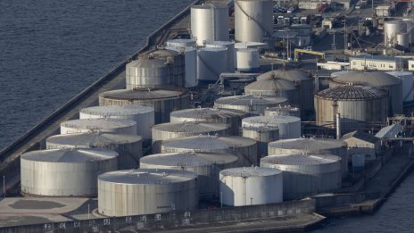 Петролът поскъпва, притесненията за доставките остават*