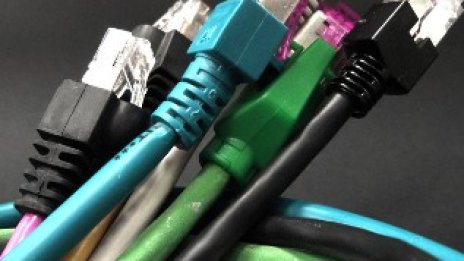 За много хора интернет е по-важен от богатството 