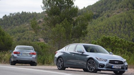 Infiniti Q50 получи още един двигател на Mercedes