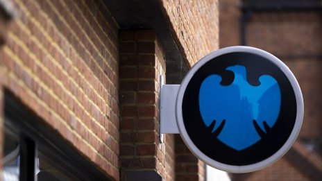 Инвестиционното звено на Barclays разочарова с приходите си