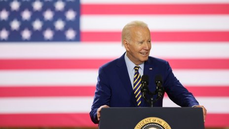 Байдън не може да си позволи да затегне санкциите срещу Иран и Русия едновременно