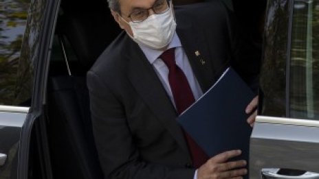 Нова политическа криза в Каталуния сгъстява облаците над Педро Санчес