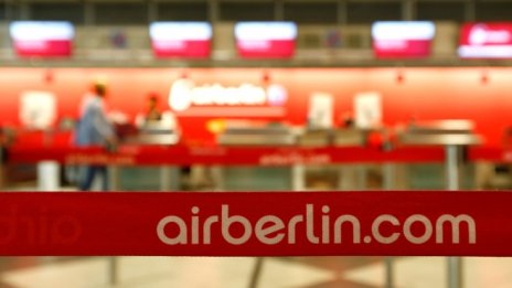 Air Berlin отложи обявяването на шестмесечните си резултати