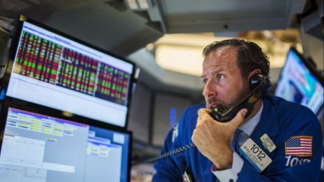 Dow със 17-то поредно рекордно затваряне и на крачка от 20 000 пункта 