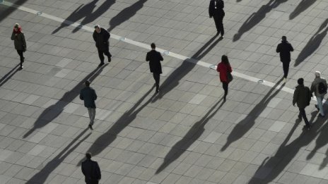 Експерт: Заплатите в България ще продължат да растат