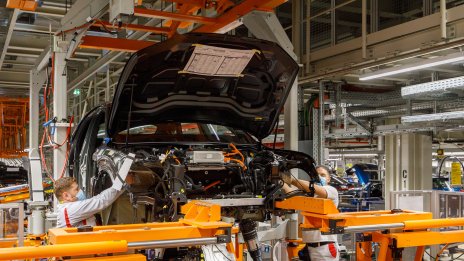 Volkswagen обмисля да закрие завод в Брюксел заради слабото търсене на електромобили