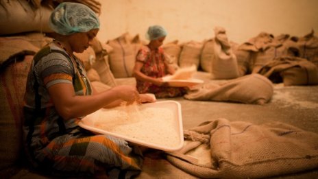 Най-богатите 2153 души в света имат повече пари от най-бедните 4,6 млрд. души