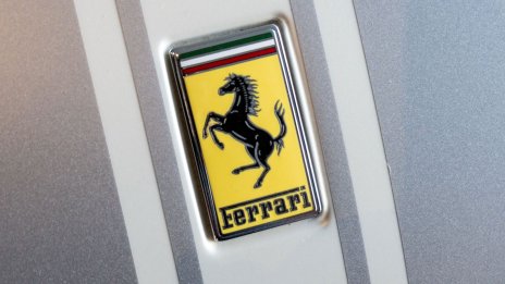 Ferrari задмина Tesla като любима автомобилна марка на Morgan Stanley
