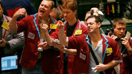 Dow продължава пътя си надолу
