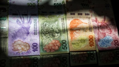 МВФ сви палец надолу над Аржентина