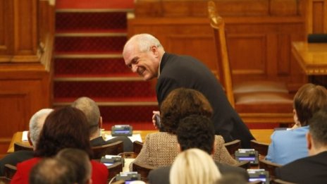 Димитър Главчев остава депутат