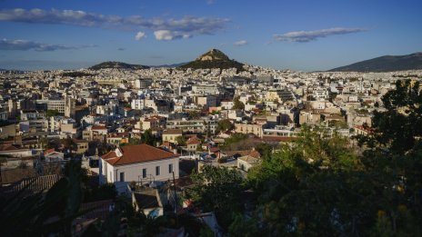 Краткосрочните наеми променят облика на Атина и цените на квартирите