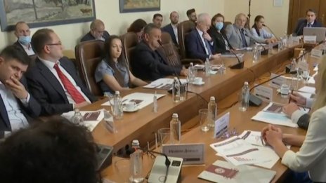 Василев: Кабинетът Борисов е сключил договори за 31 млрд. лв. за две години