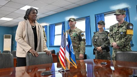 САЩ: Търговията с оръжие на Русия със Северна Корея нарушава санкциите