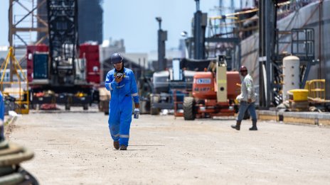 Седмичните молби за помощи при безработица в САЩ се увеличават повече от очакваното