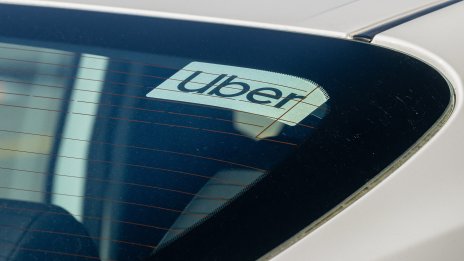 Uber стартира услуги с роботаксита в Хонконг, Мадрид, Хюстън и Цюрих