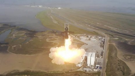 Ракетата на SpaceX Starship се взриви минути след излитането си