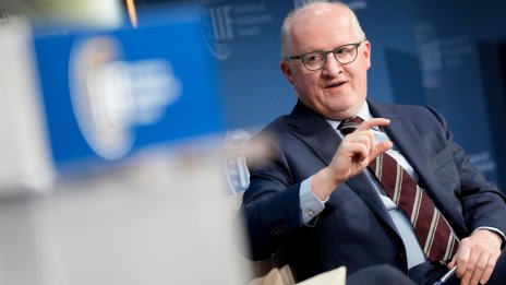 Филип Лейн: Съществува малка вероятност търговските сътресения да причинят рецесия