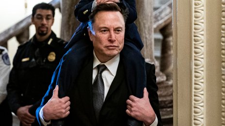 Мъск се включи в изборите в Германия, давайки платформа на крайната десница