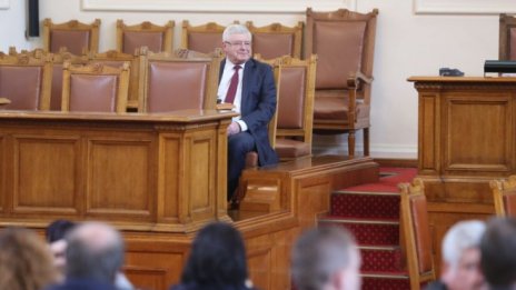 Здравният министър разреши износа на аналгин-хинин