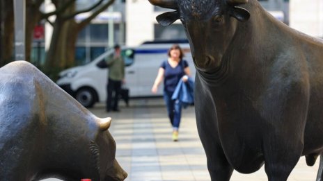 За инвеститорите 2024 г. е година на преход към нов икономически ред