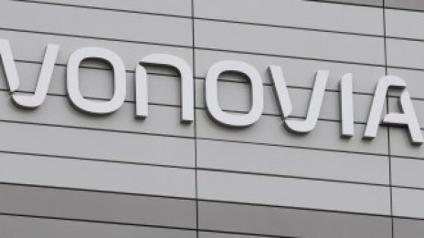 Най-големият собственик на жилища в Германия опитва да успокои наемателите