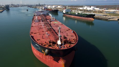 Анализатор: Путин може да бъде притиснат за мир в Украйна чрез ниската цена на петрола