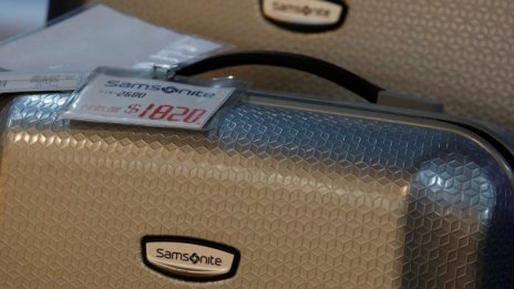 Шефът на Samsonite напуска компанията след обвинения срещу счетоводните практики