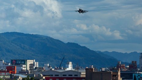 Китай провежда тренировъчни стрелби край бреговете на Тайван