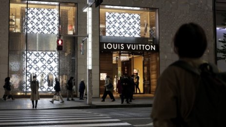 LVMH се представя по-добре от конкуренцията в луксозния сегмент