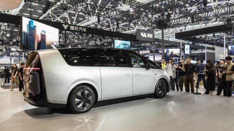 Прогнозата на Li Auto за приходите разочарова пазарите след мащабна сервизна акция