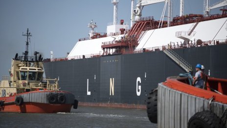 Русия разширява производството на втечнен газ в очакване на купувачи