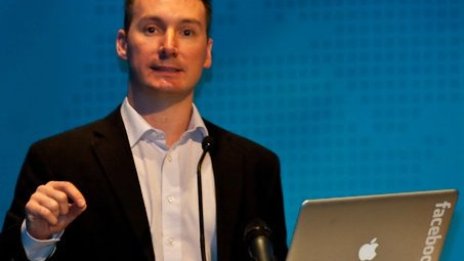 Рик Кели: Хората трябва да са в центъра на всяка активност във Facebook