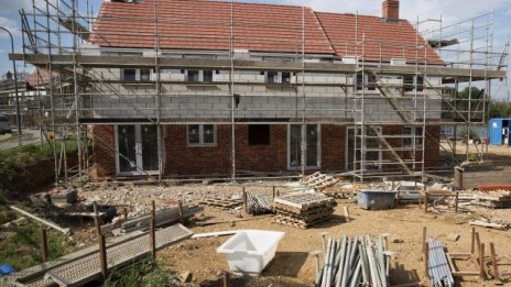 Строителните компании в България започват да излизат от кризата