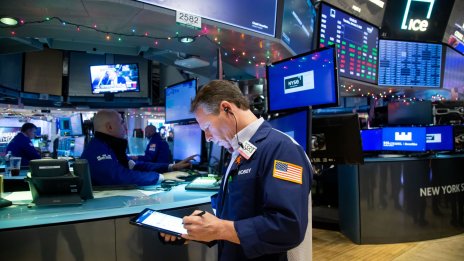 S&P 500 и Nasdaq започват март на червена територия