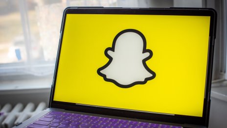 Новият отчет на Snap потопи цената на акциите ѝ с 33%