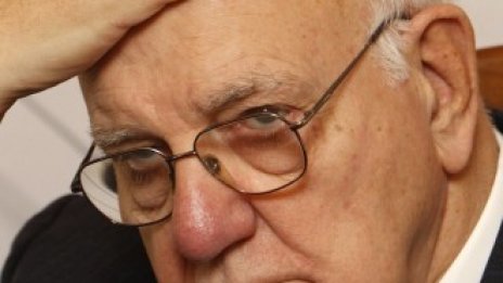 Волкър призовава за реформа на глобалната финансова система