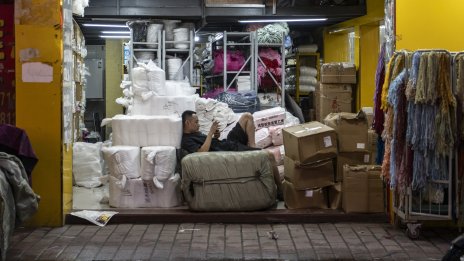 Рязък спад на промишлената печалба в Китай засилва необходимостта от стимули