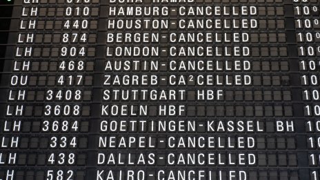 36% от летните полети в Европа - закъснели или отменени