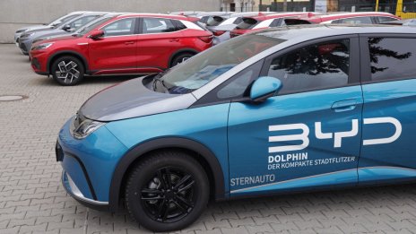 ЕК налага допълнителни мита върху вноса на електромобили, произведени в Китай