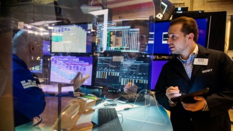 Опасенията от рецесия оцветиха Wall Street в червено за втори пореден ден