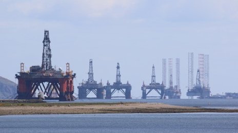 Големият проблем на големите петролни компании – спасяването на дивидента