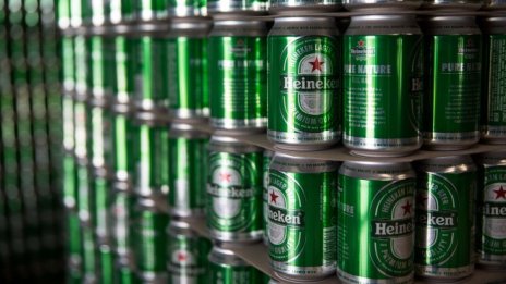 Heineken ще съкрати офис разходите си с 20%