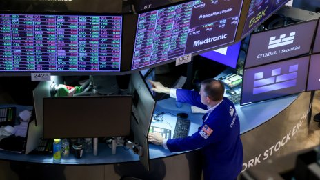 Dow Jones прибави над 600 пункта след коментара на Тръмп за преговорите с Иран