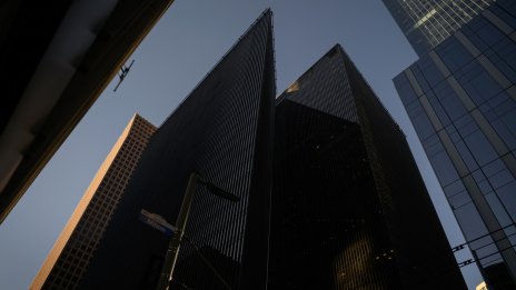 Заетостта на офисите в големи европейски градове се връща към обичайното ниво преди COVID