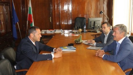 Сандански ще представи проект за индустриална зона пред гръцки инвеститори