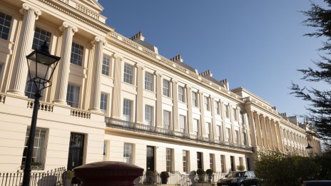 Шефове на хедж фондове купиха едни от най-скъпите жилища в Лондон през 2023 г.