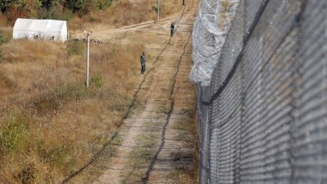 ЕК ще прецени нуждите на България за охрана на границите, преди да даде още пари